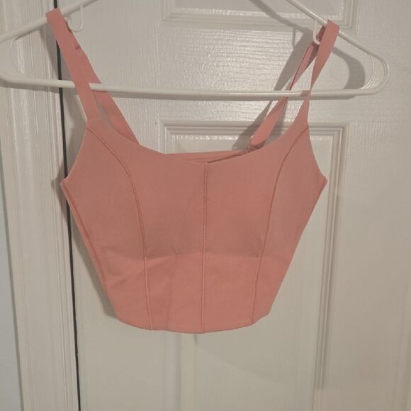 Elegant Pink Women's Top - Picture 2 of 5